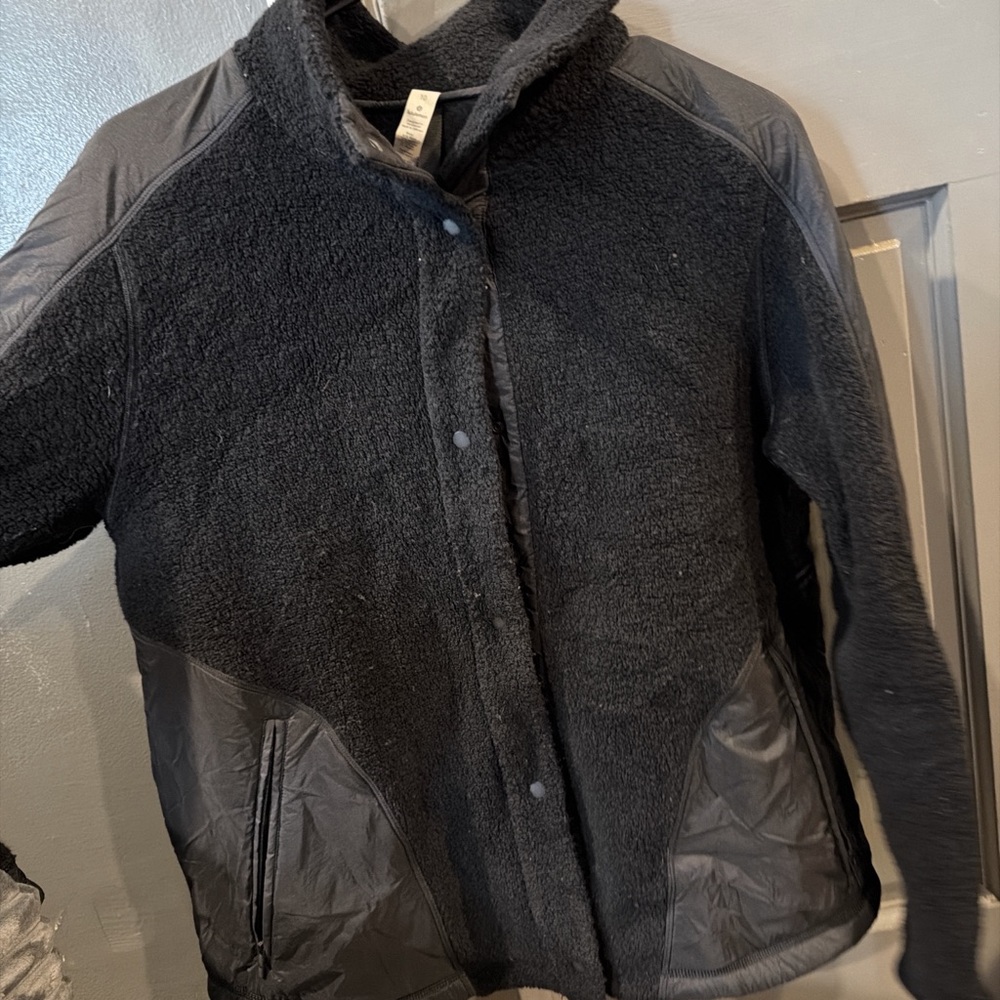 Lululemon Athletica Black Fleece Jacket